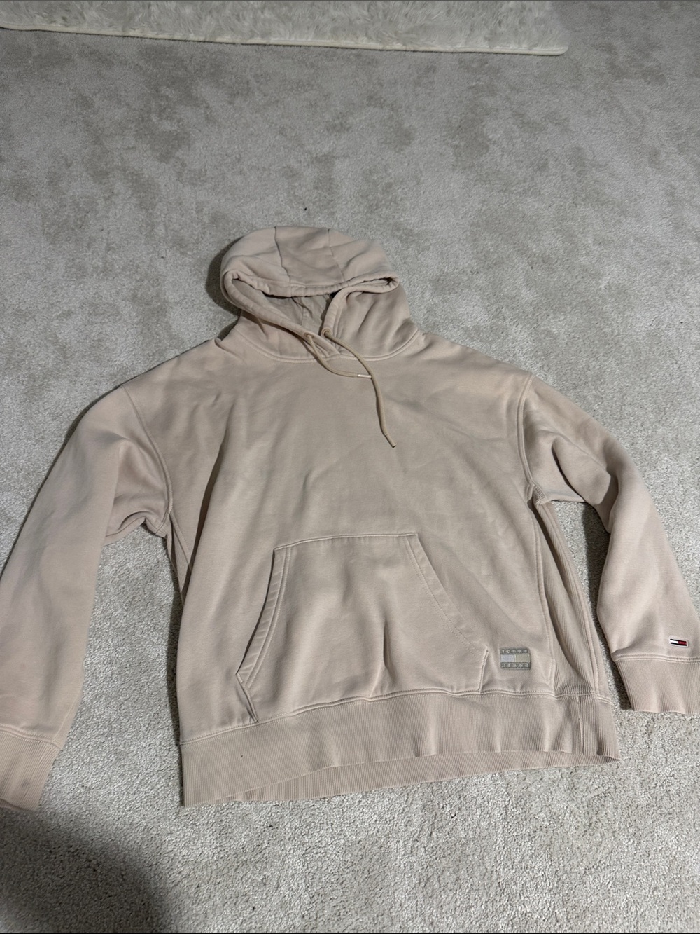 size medium Tommy Hilfiger cream colored hoodie